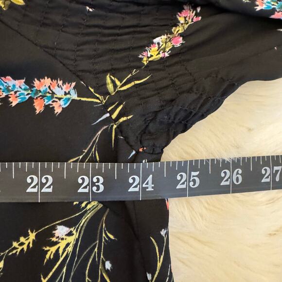 Worthington Black Floral Chiffon Textured Smocked Blouse 2X - Picture 6 of 8